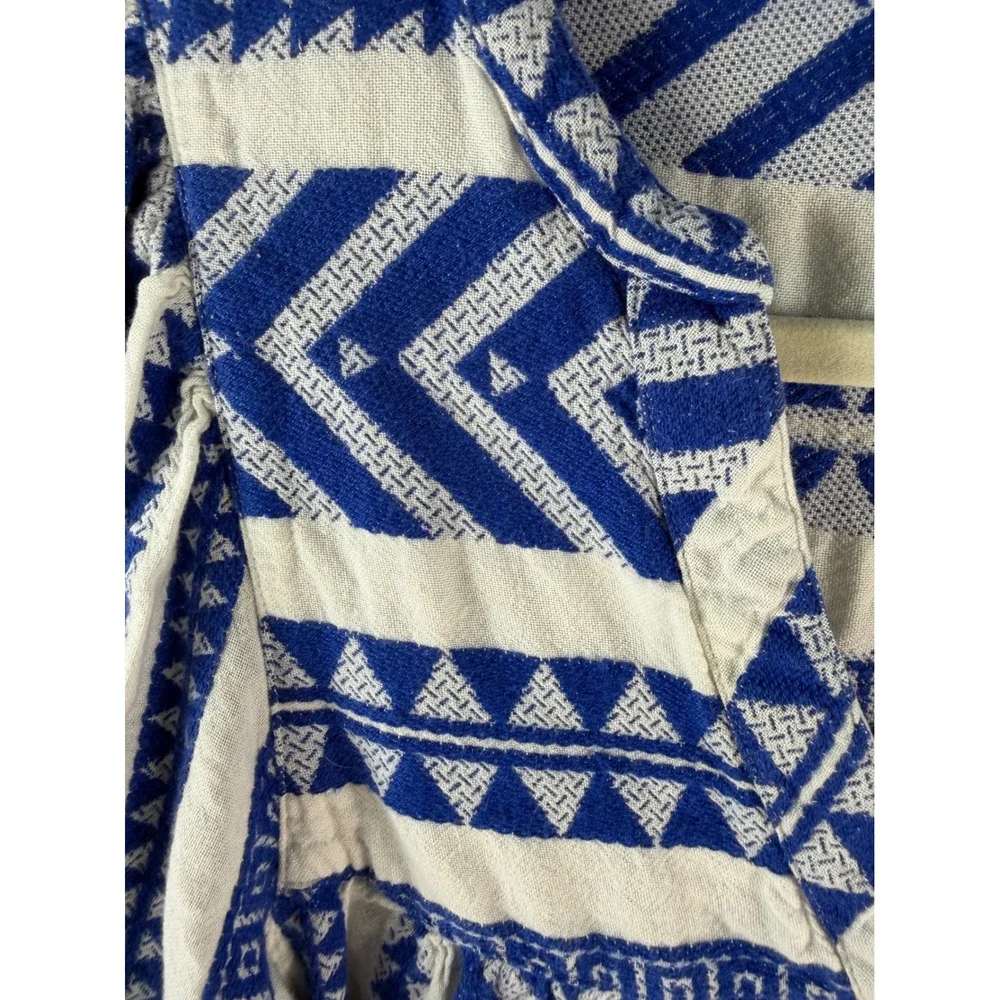 Old Navy Blue White Geometric Tribal Babydoll Blouse Top Womens Small Boho